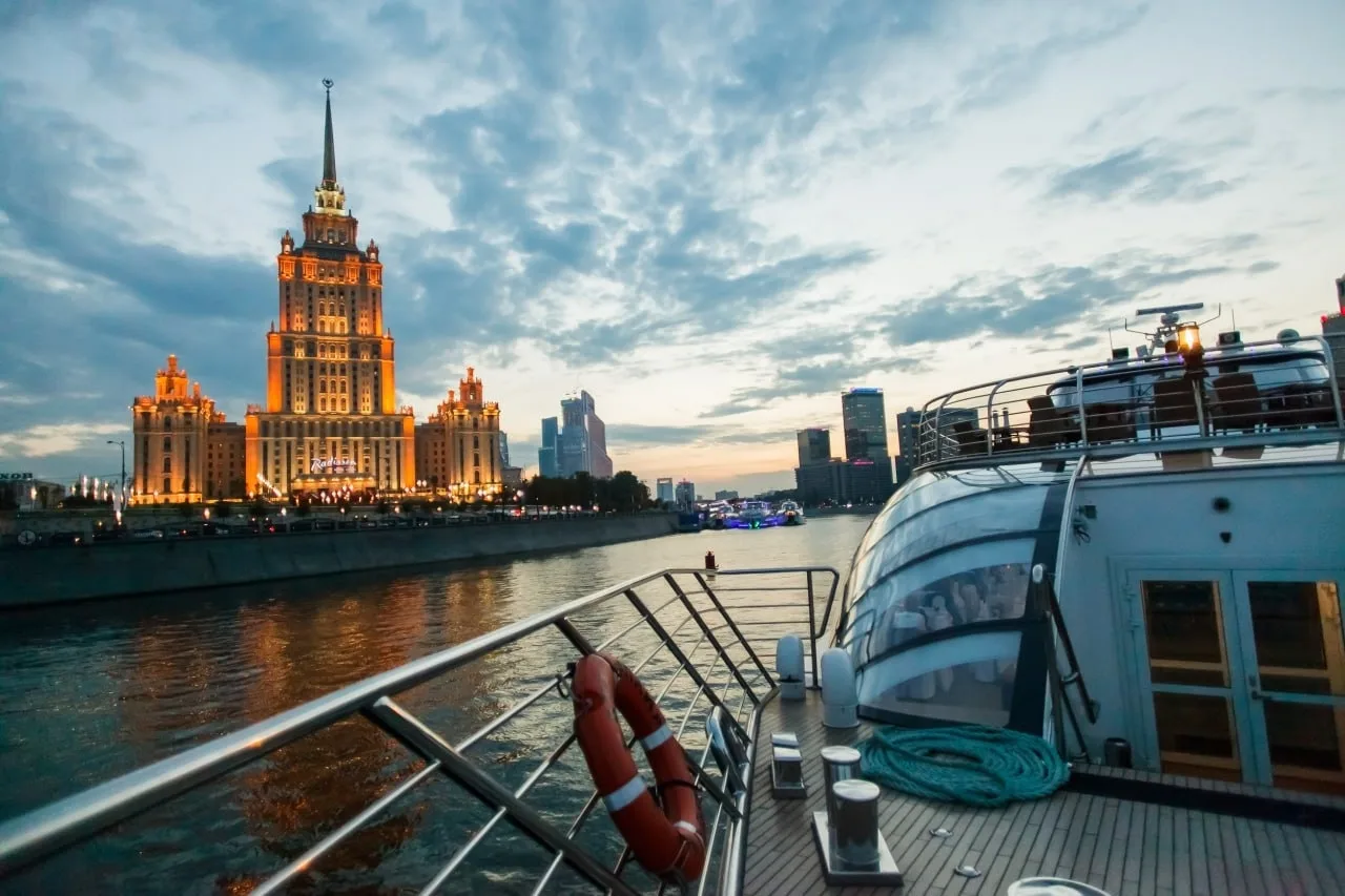 Лучшее предложение сезона: билеты на теплоход по 99 рублей