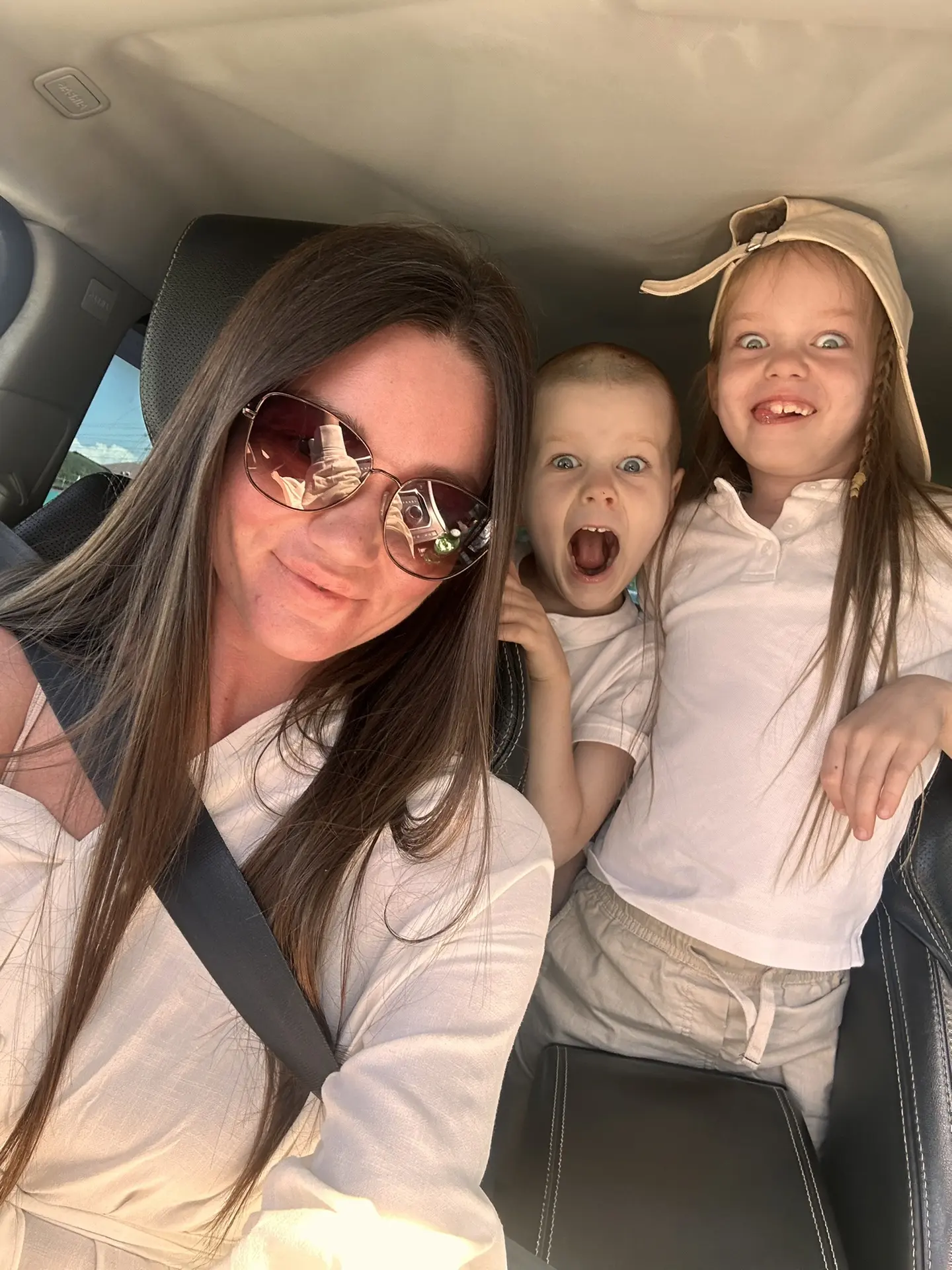 Ну и кто из нас сегодня выглядит счастливее остальных?😁