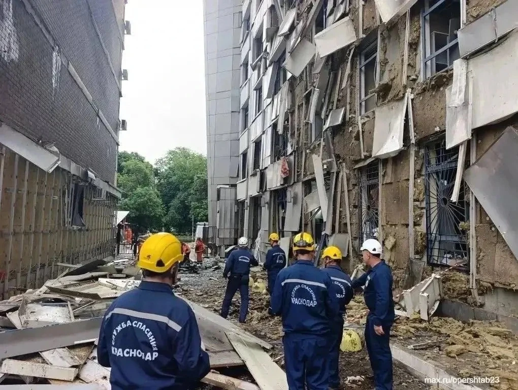 ❗️Оперативный штаб Кубани сообщает, что в Краснодаре в результате атаки беспилотника по...
