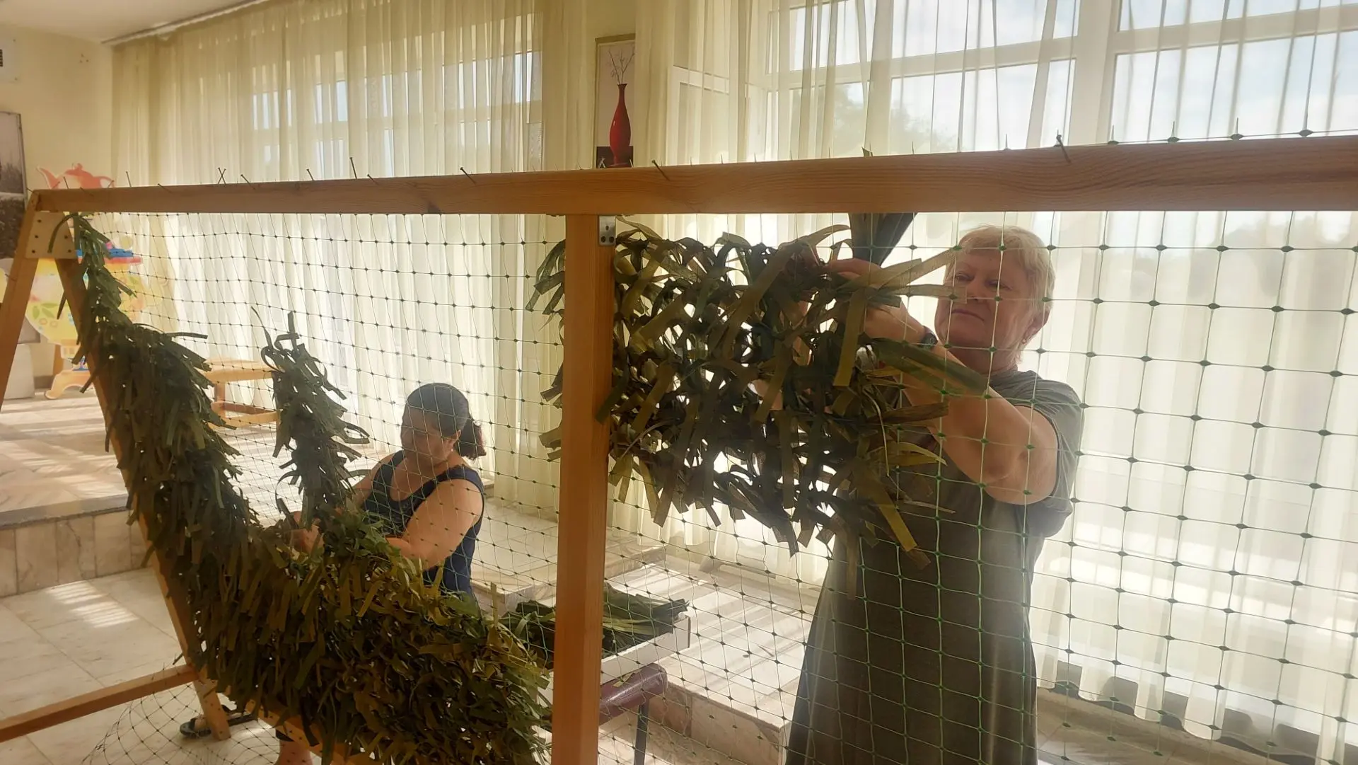 Спасибо вам, дорогие наши мастерицы, за ваши золотые руки и терпеливое сердце. За то, что каждый ден