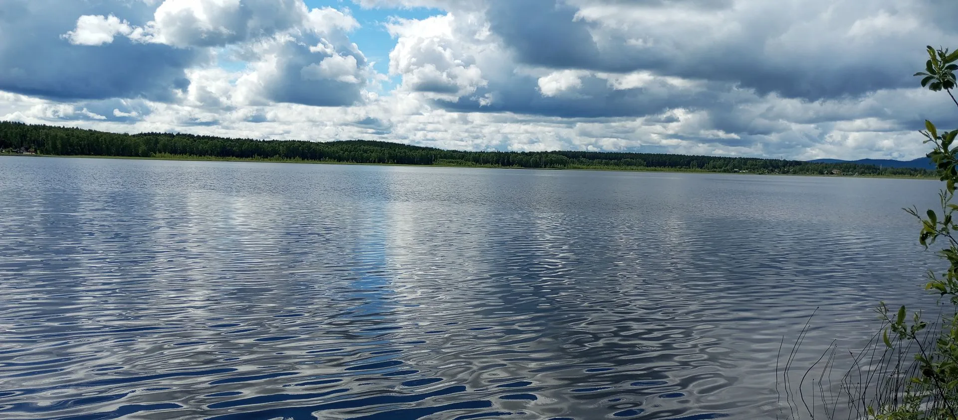 Мерзликина Алёна,
 5  "а" класс
участвует в фотоконкурсе "Моё лето".