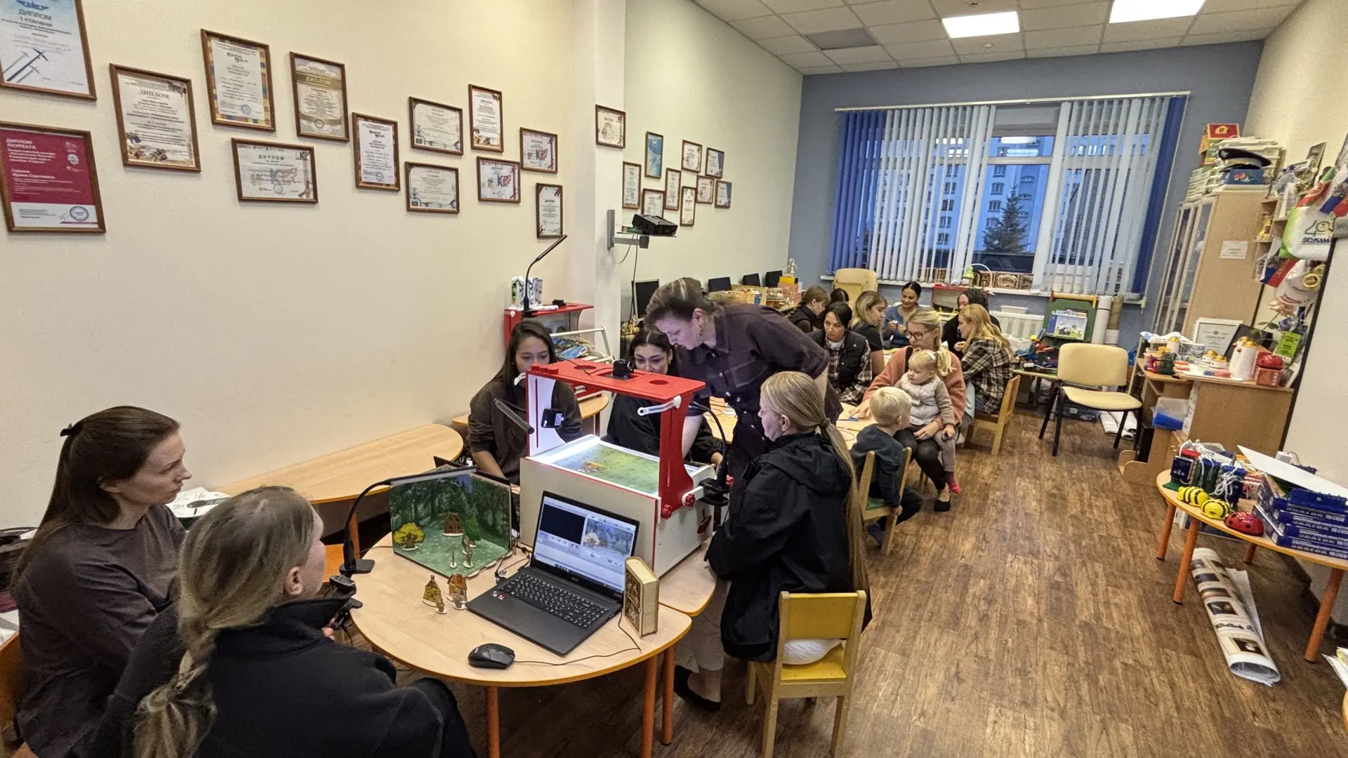 ✨Творчество объединяет: в нашем детском саду продолжаются  мастер-классы для родителей!
