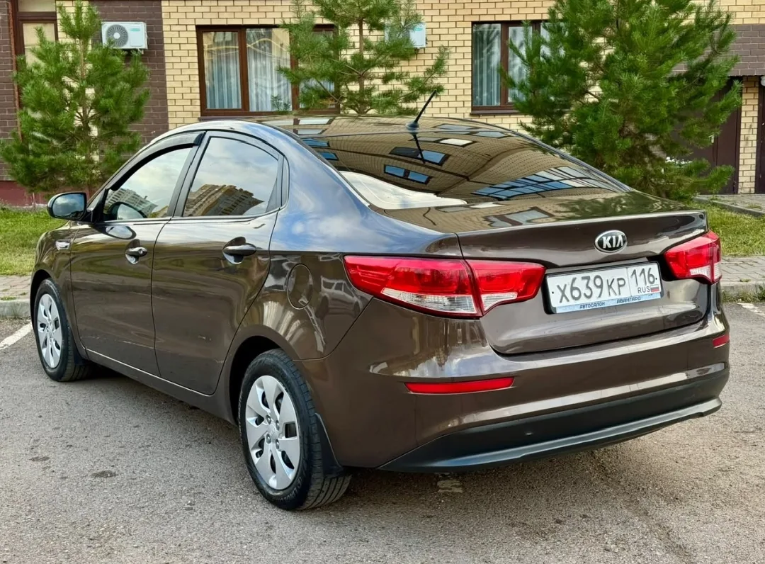Продам Kia Rio 2015/16