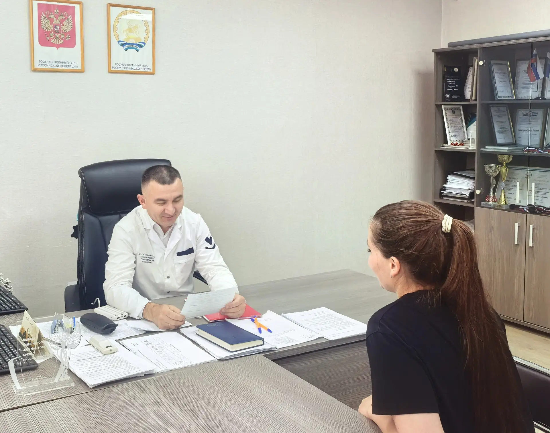 🧑‍⚕️Сегодня главный врач ГБУЗ РБ Балтачевская ЦРБ Салават Фаатович провел очередной прием граждан.
