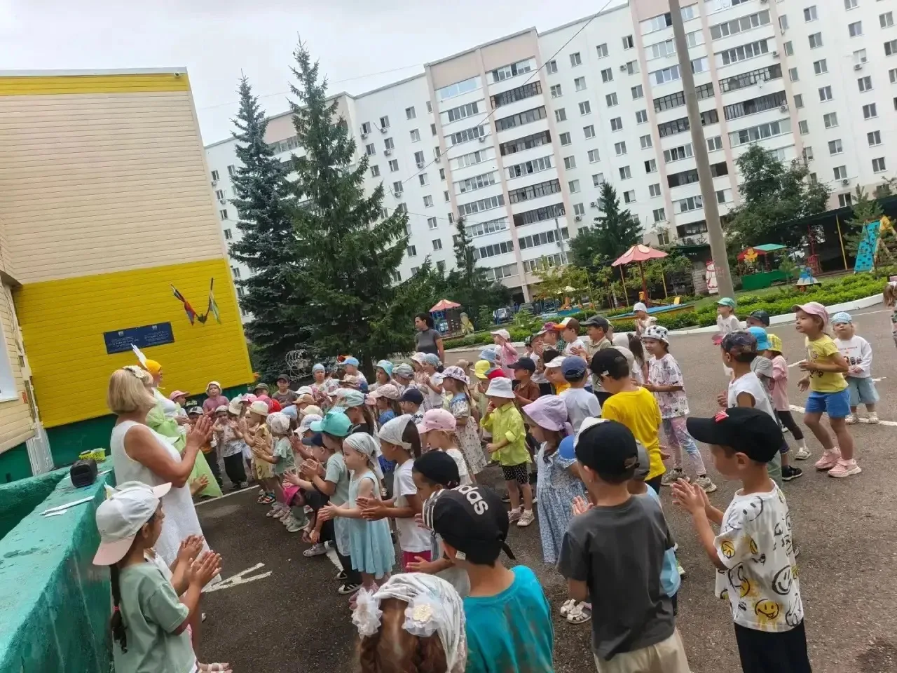 День семьи, любви и верности отмечается 8 июля. И в нашем детском саду дети отметили этот праздник «