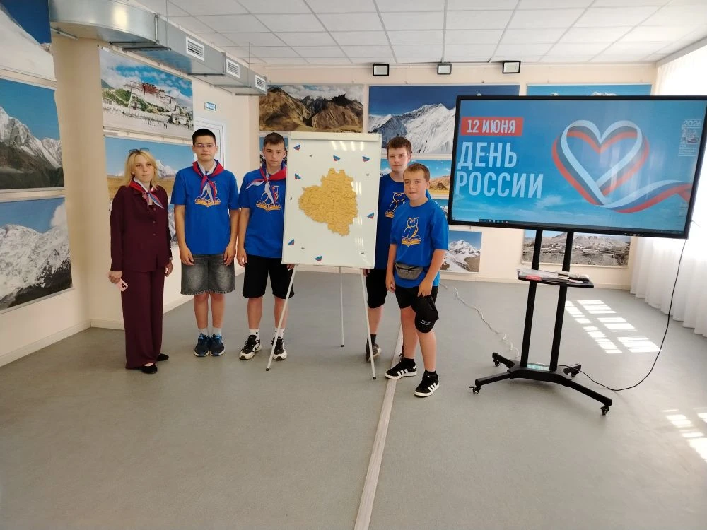 Продолжаем наш праздничный марафон! 🇷🇺

Пока на исторической станции разворачивались события, о ко