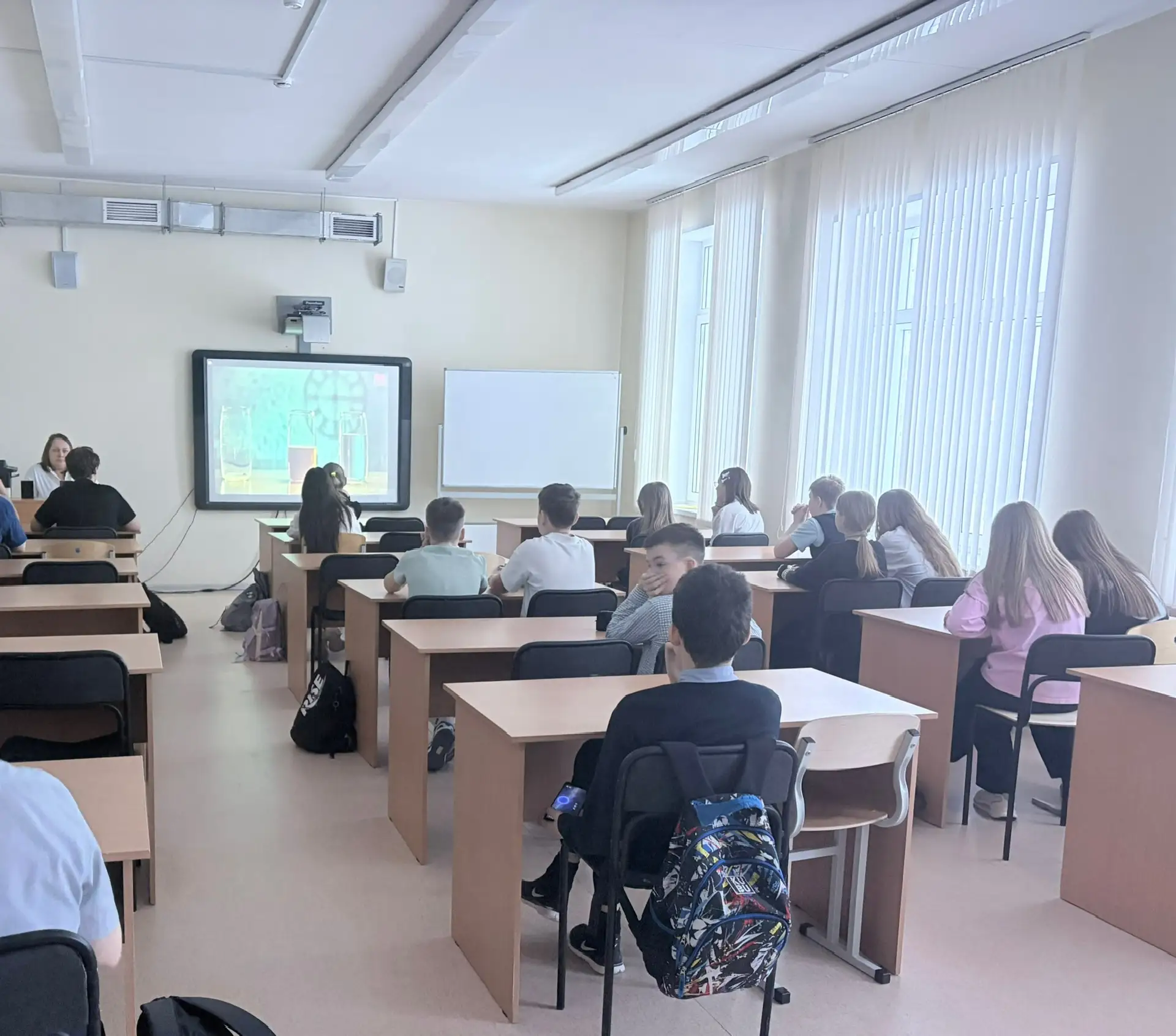 4 марта в рамках недели профилактики к нам в школу приехали специалисты Комплексного центра социальн