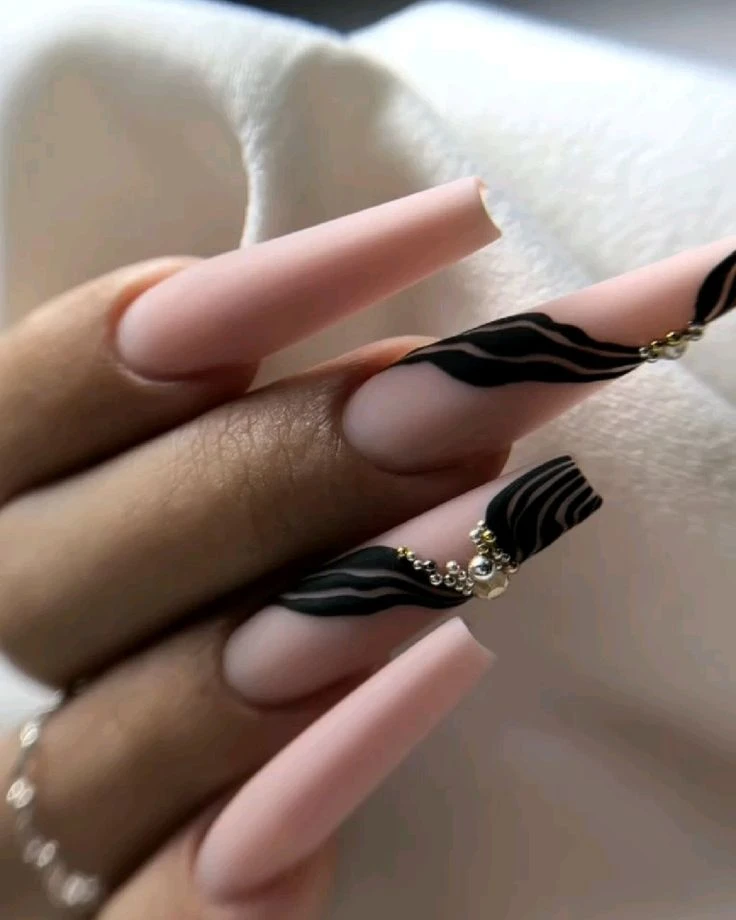 Длинные квадратные крутые 🖤