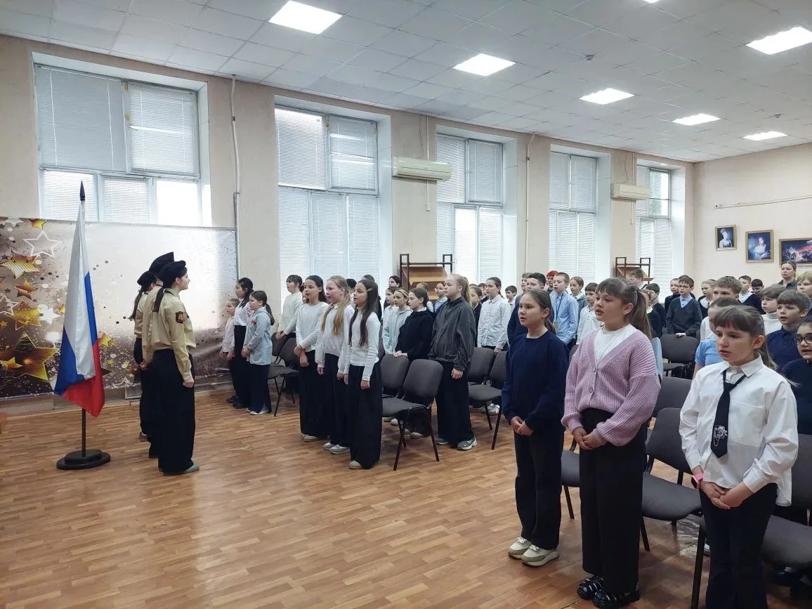РАЗГОВОРЫ О ВАЖНОМ «Я ВИЖУ ЗЕМЛЮ. ЭТО ТАК КРАСИВО!»  12 апреля в России отмечается День космонавтики