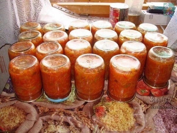 ЛЕЧО

3 кг помидор, 1 кг перца, 1 кг моркови, 1 кг лука, 1 стакан сахара, 3 ст. л. соли, 300 мг раст