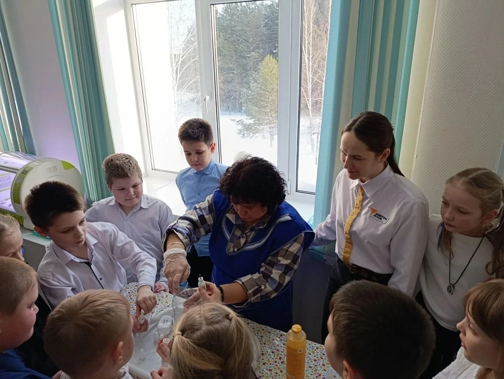 🧑‍🔬Российский день науки в 3А!   📅8 февраля Россия отмечает День науки — праздник в честь великих от