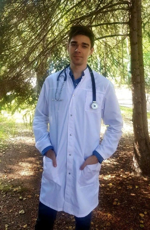 📣Продолжаем знакомить Вас с молодыми специалистами "КМСЧ № 9"

🧑🏻‍🔬Меня зовут Попов Алексей Влад