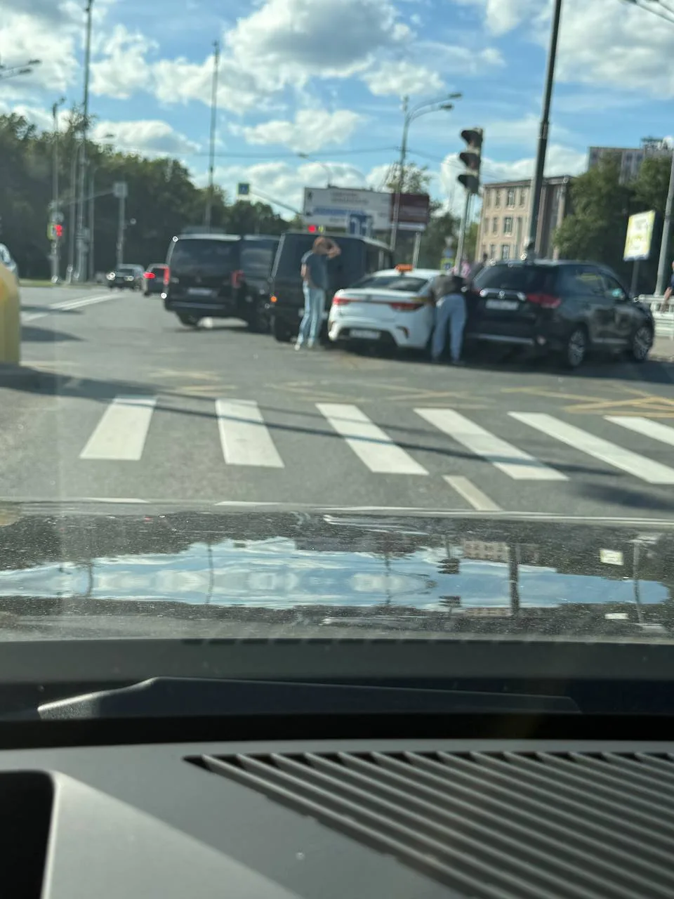 Сегодня на пересечении Калужки и Коммунарки.