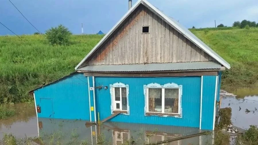 👀🌊 Пострадавшим от паводка в Прикамье начнут выплачивать по 15 тысяч рублей

С 27 июля им будет пр