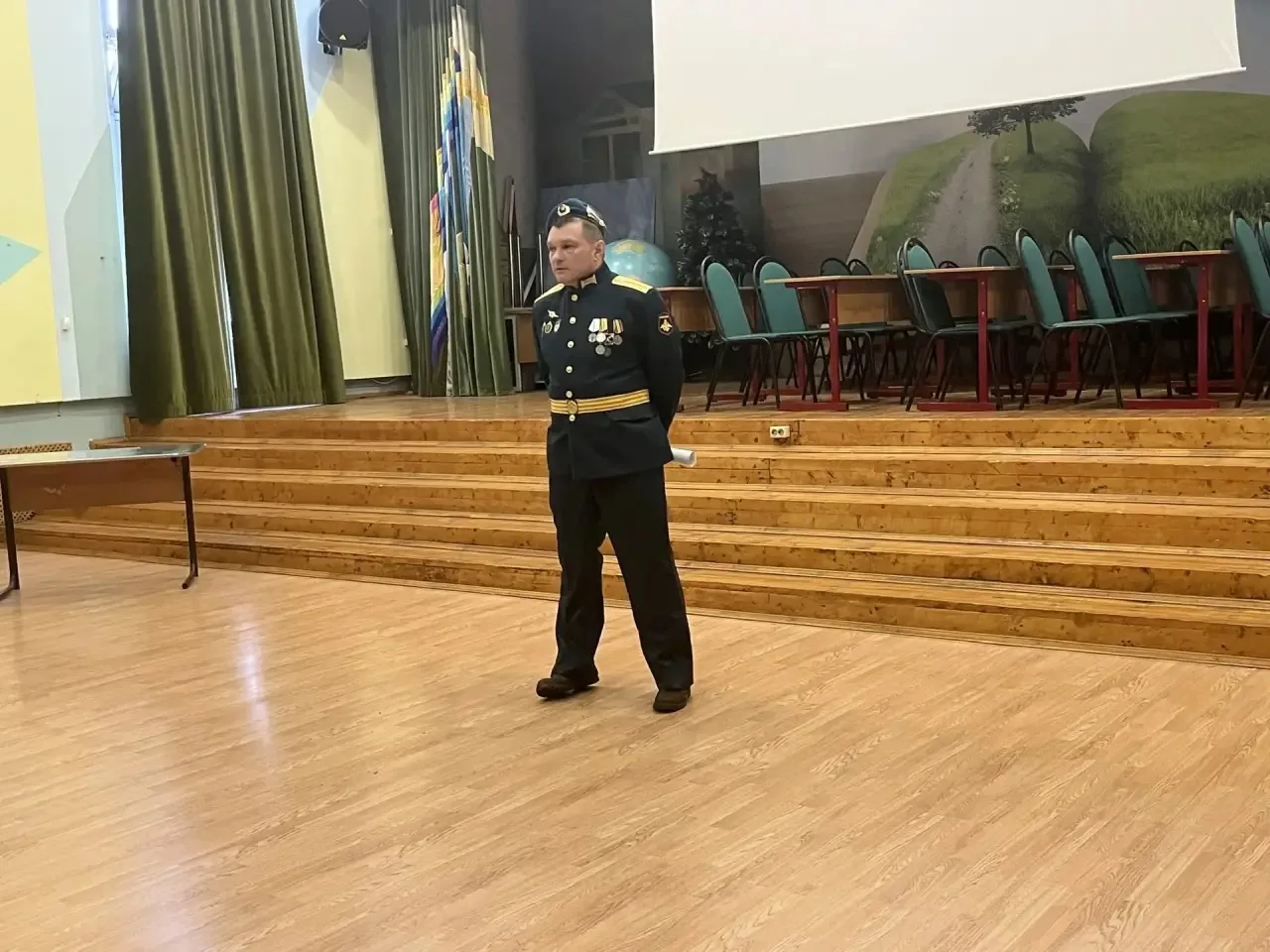 Урок, после которого в классе стало особенно тихо  🎖️ 27 апреля у орлят России из 3 «А», 3 «Б», 3 «В