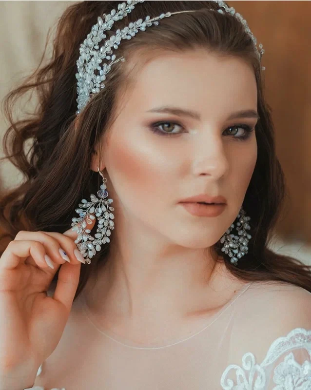 Ободок и серьги из Чешского хрусталя Preciosa. Ободок 6500р. Серьги 3200р. Серьги швенза серебро.