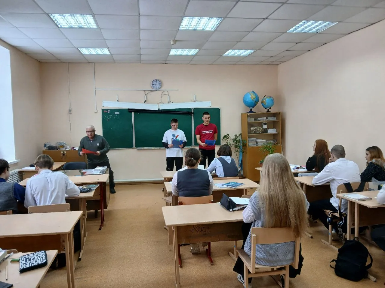 ТЫ В ХОРОШЕЙ КОМПАНИИ!   Медиацентр "Студент говорит" и амбассадоры Профессионалитета сообщают!  Еже