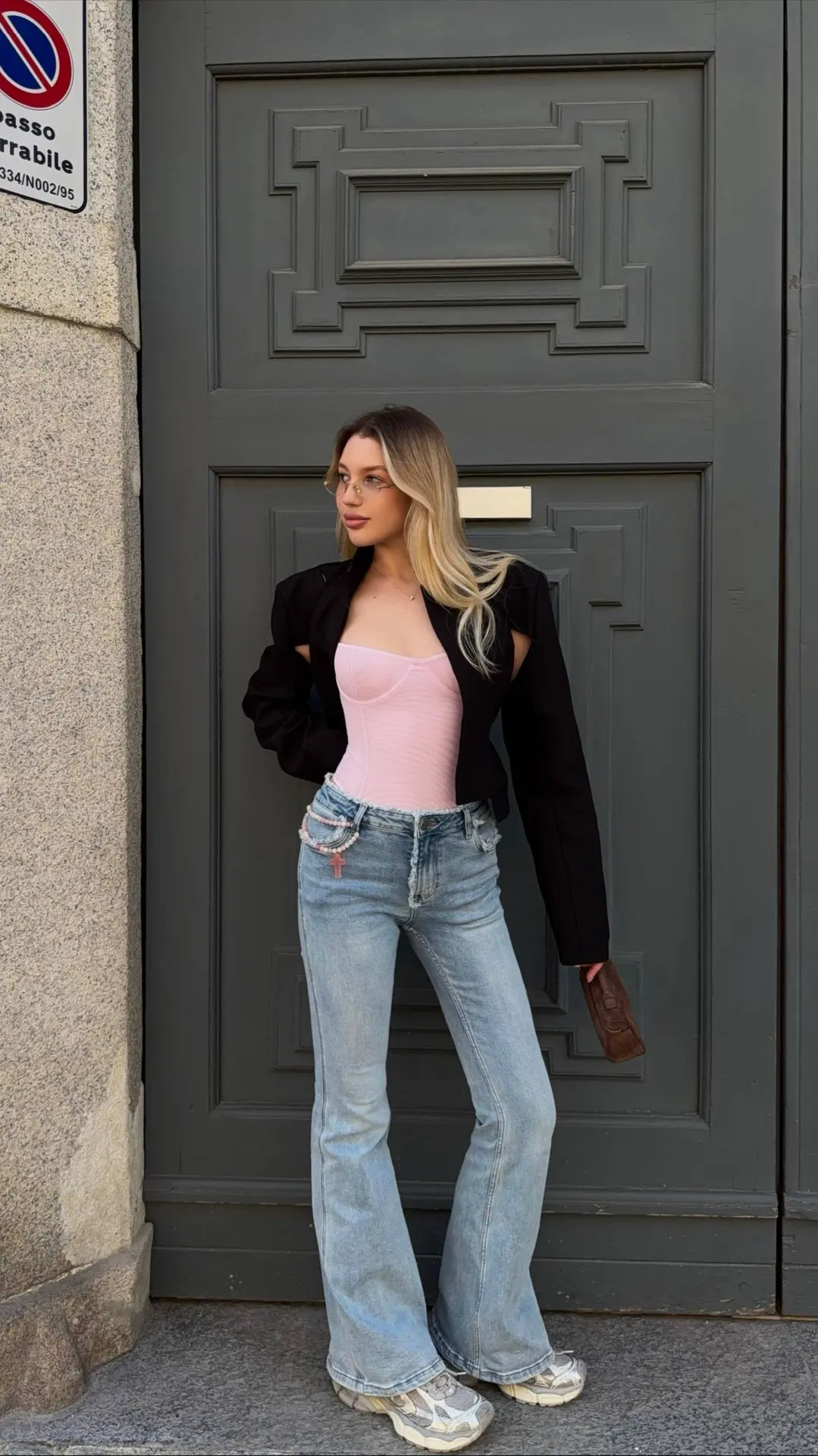 pink obsession 🫧

У меня случилась любовь к розовому цвету и к этим украшением от Saint.nudes! 

[о