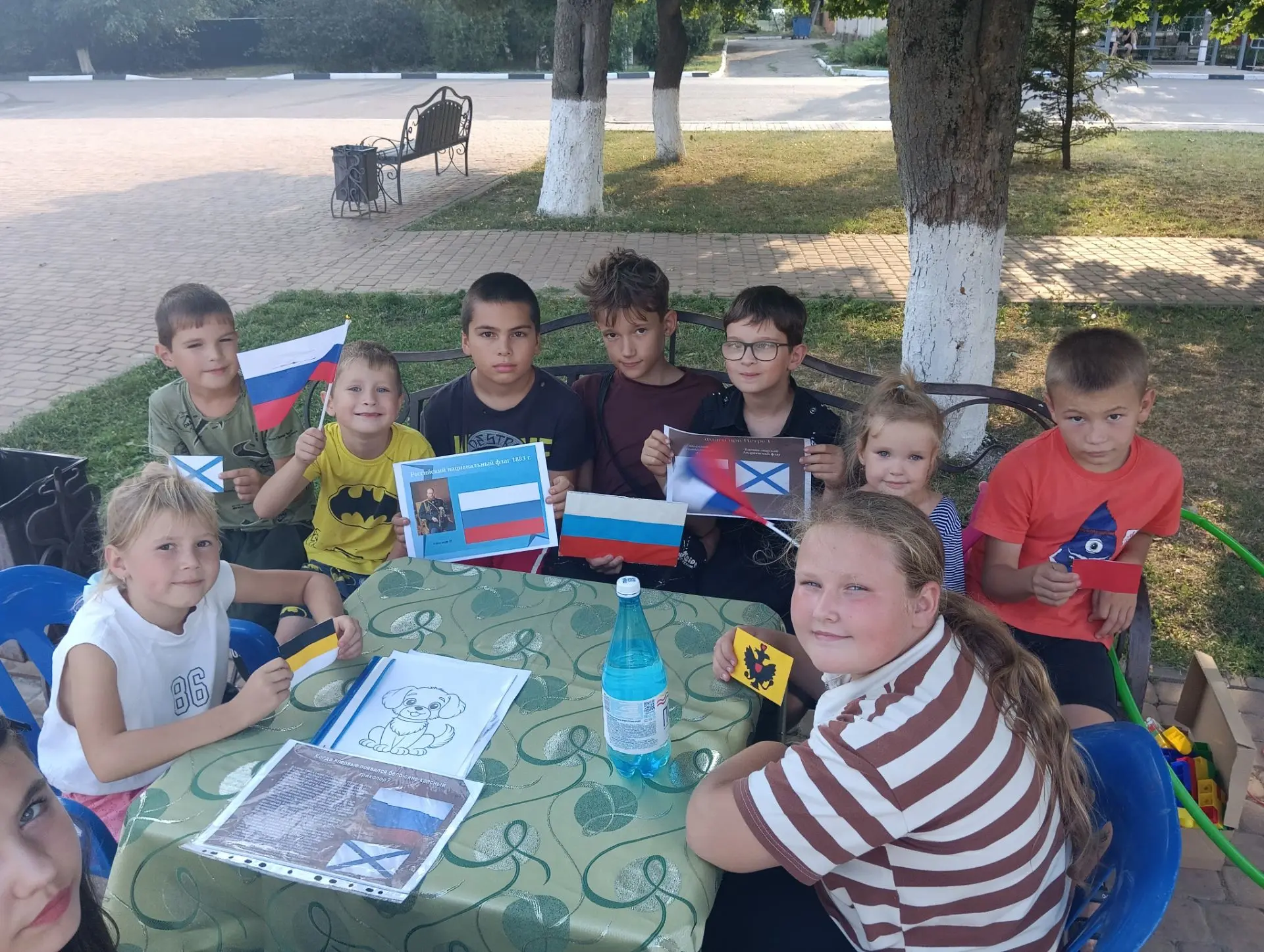 🌟В рамках летней досуговой площадки «В мире детства», прошёл познавательный час «Симво...