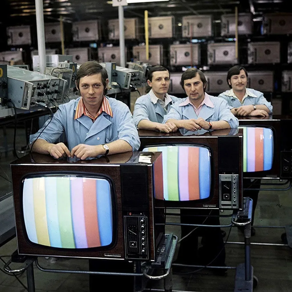 На заводе цветных телевизоров, 1970–е годы, СССР