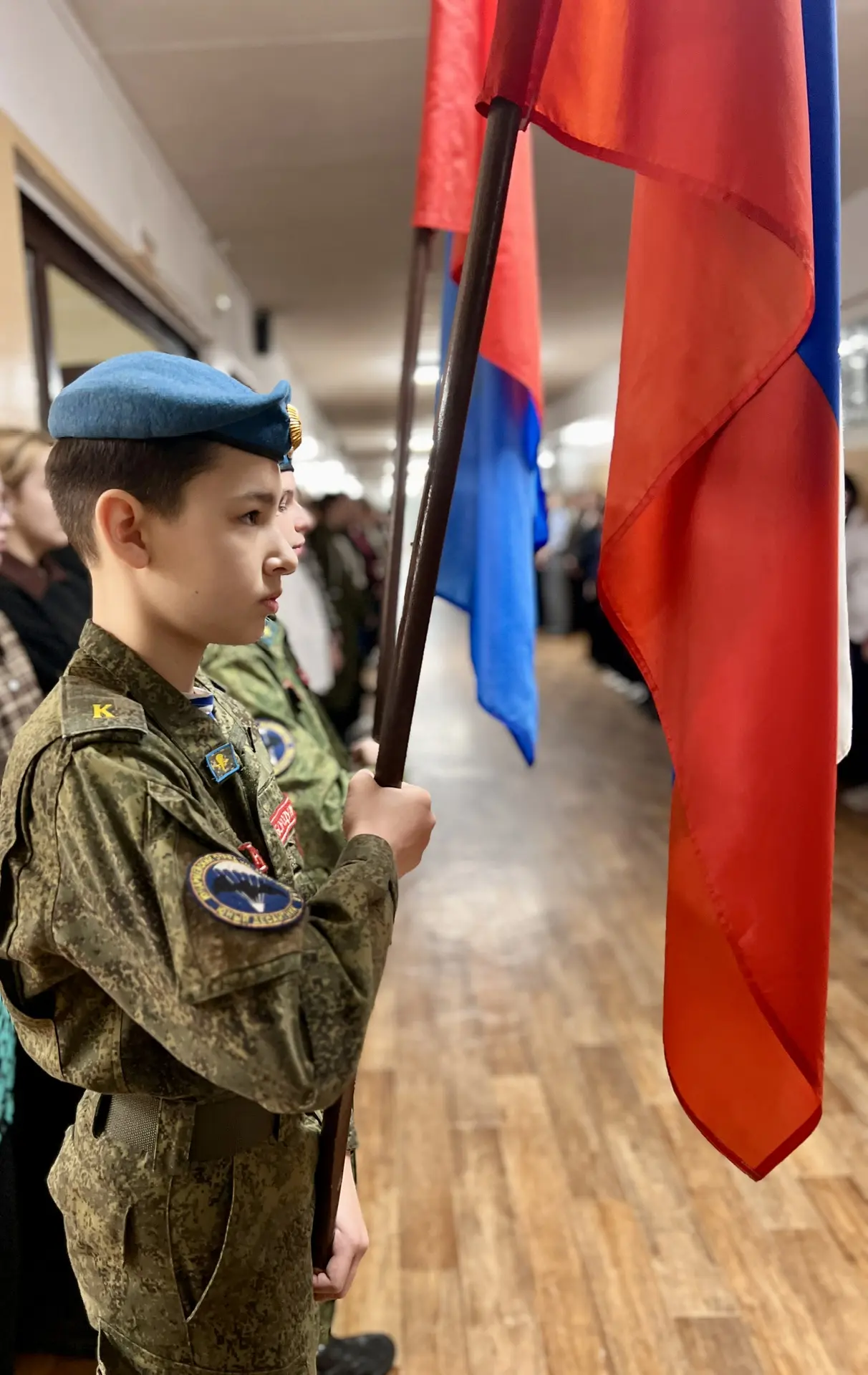 ✅По традиции новую учебную  неделю  в МБОУ «Первомайская средняя общеобразовательная школа» начали с