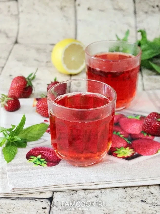 🍓 Клубничный напиток для жаркого дня - охлаждаем кувшин и подаем...

Клубнику хорошо промываем в пр