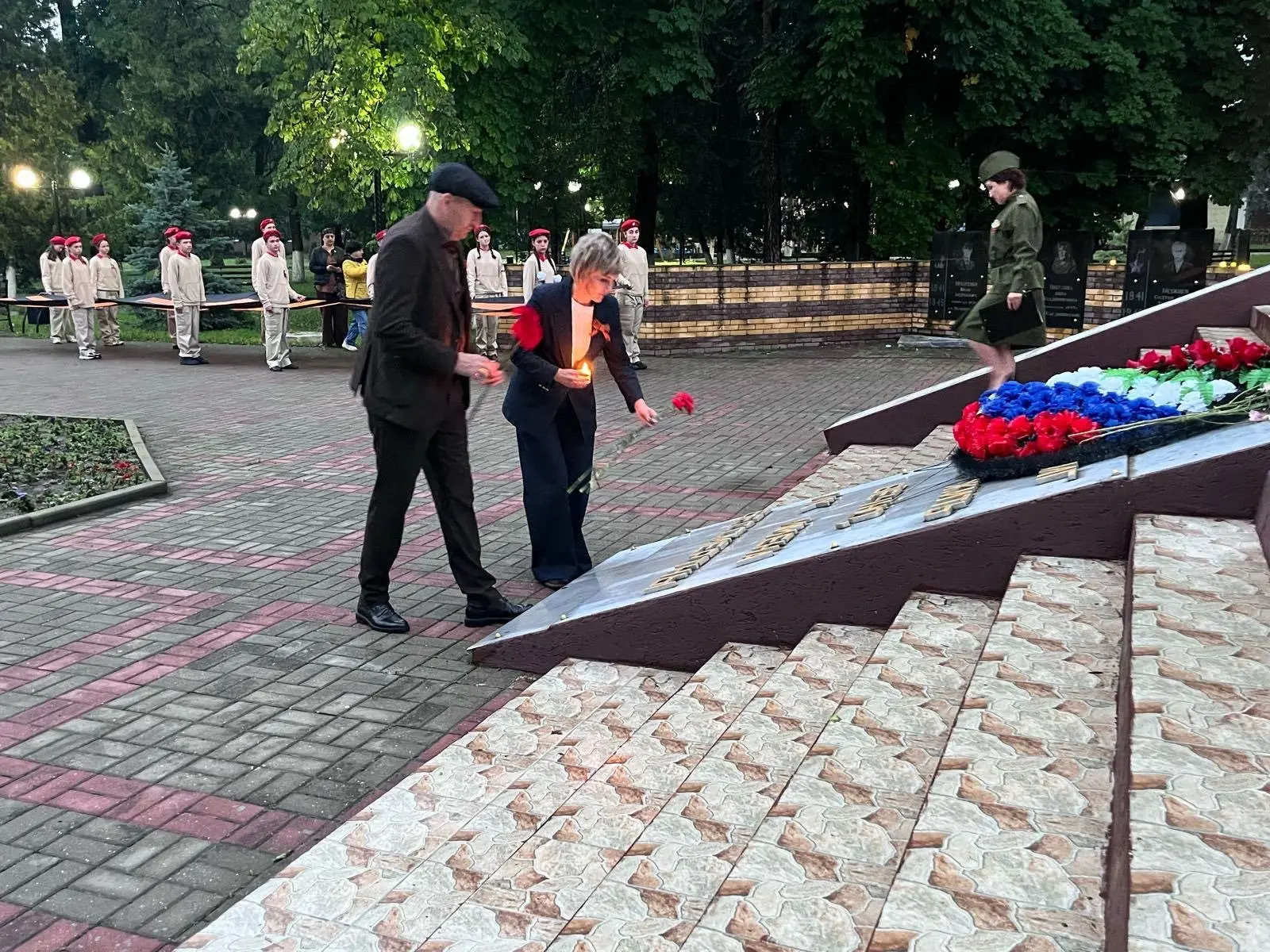22 июня 2026 года, ровно в 4 часа утра, жители Зеленчукского района собрались у Мемориала «Защитника