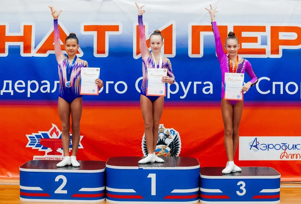 🏆С 9 по 13 марта в Барнауле состоялись первенство и чемпионат СФО по спортивной аэроби...