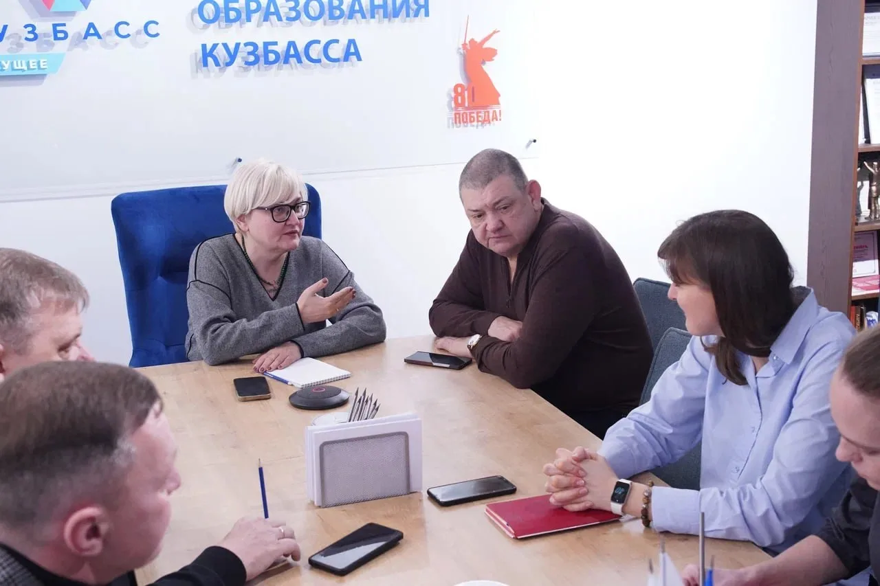 С мэром Горловки Иваном Приходько обсудили шефскую помощь.   Активно взаимодействуем с городом-побра