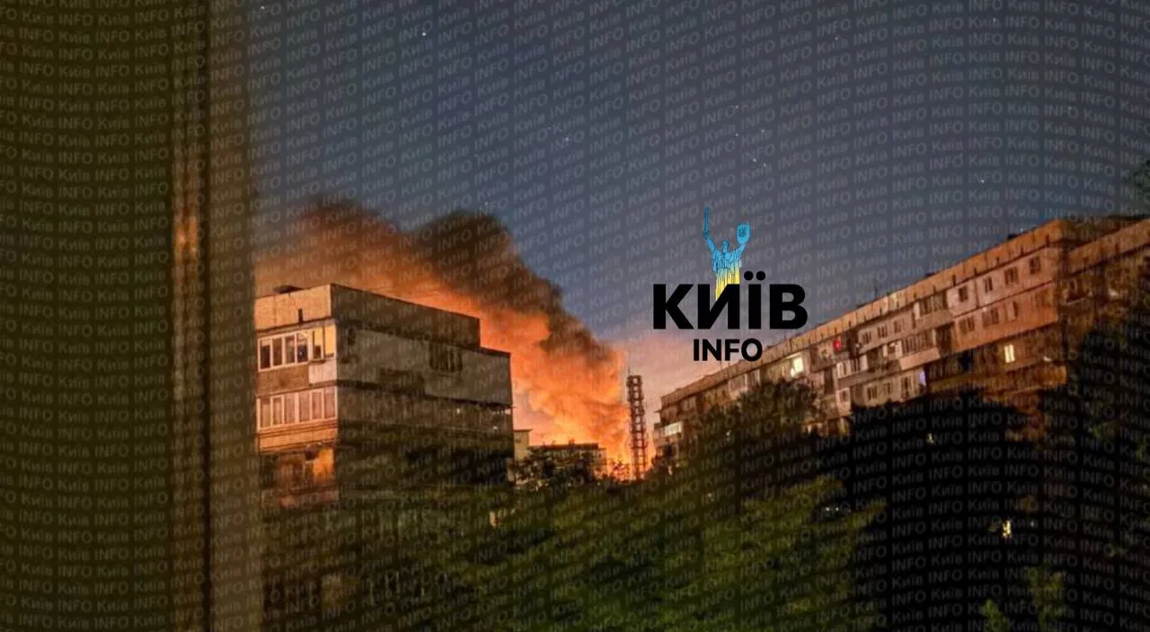 Мощные взрывы прогремели в Киеве и области.