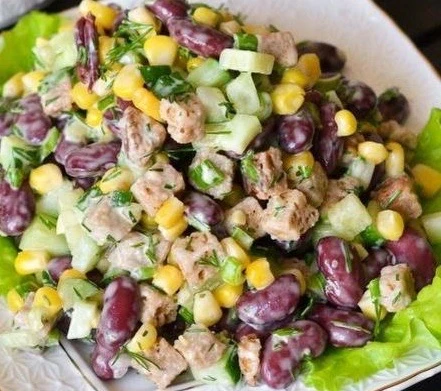 Салат с кукурузой и фасолью