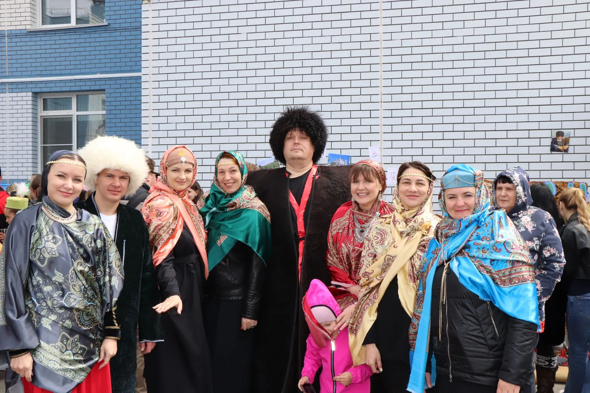 🇷🇺❤️💂🧕🧑‍🌾🫅Сегодня в нашей школе  с широким размахом прошел  III семейный фестиваль национальных игр,