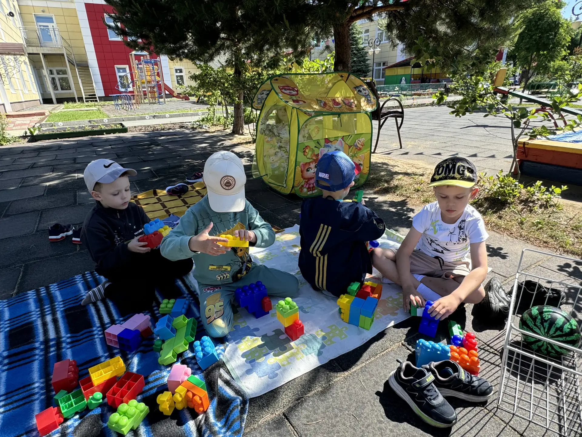 Лето вступает в свои права! ☀️ С приходом тепла наш детский сад переходит на особый реж...