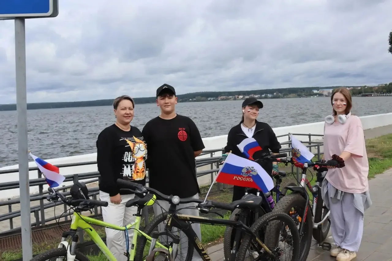 🇷🇺С Днём Государственного флага Российской Федерации!