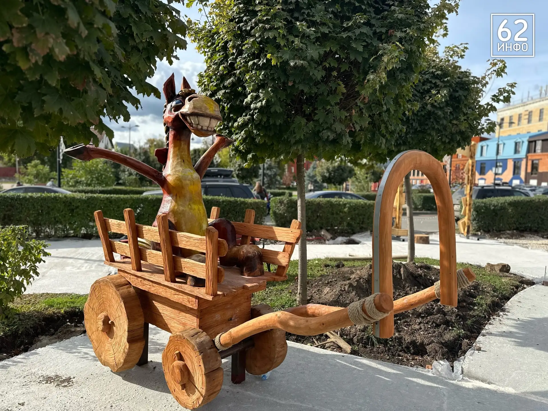 В Новослободском сквере поселились герои русского фольклора