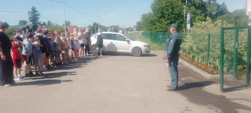 🔹8 июня  в нашей школе для воспитанников летнего пришкольного лагеря прошла  тренировочная пожарная