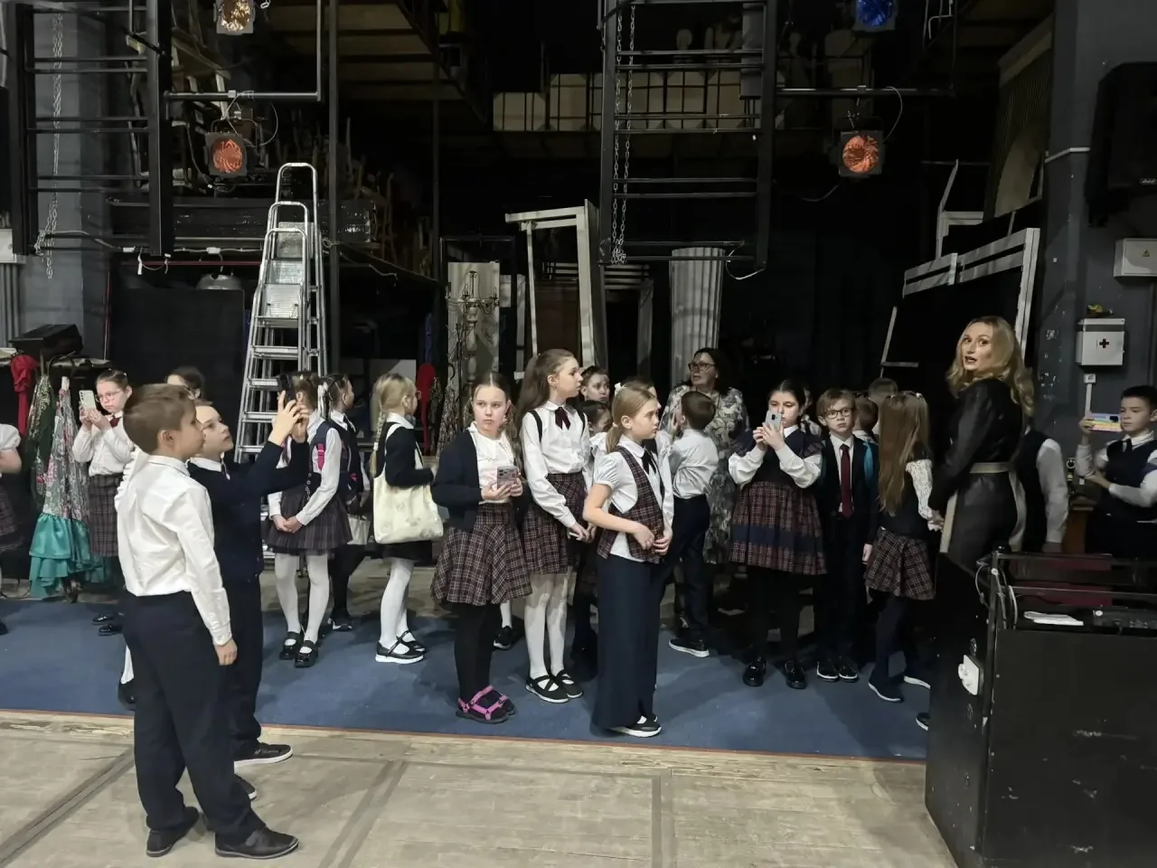 27 марта отмечается Всемирный день театра 🎭 И гимназисты 3 «Б» класса провели его в стенах Пензенско