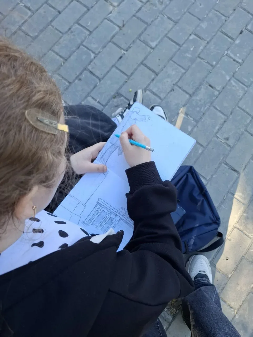 🌳 Июнь - время проведения пленэрной практики у учащихся отделения "Живоопись" ДШИ "Лира".