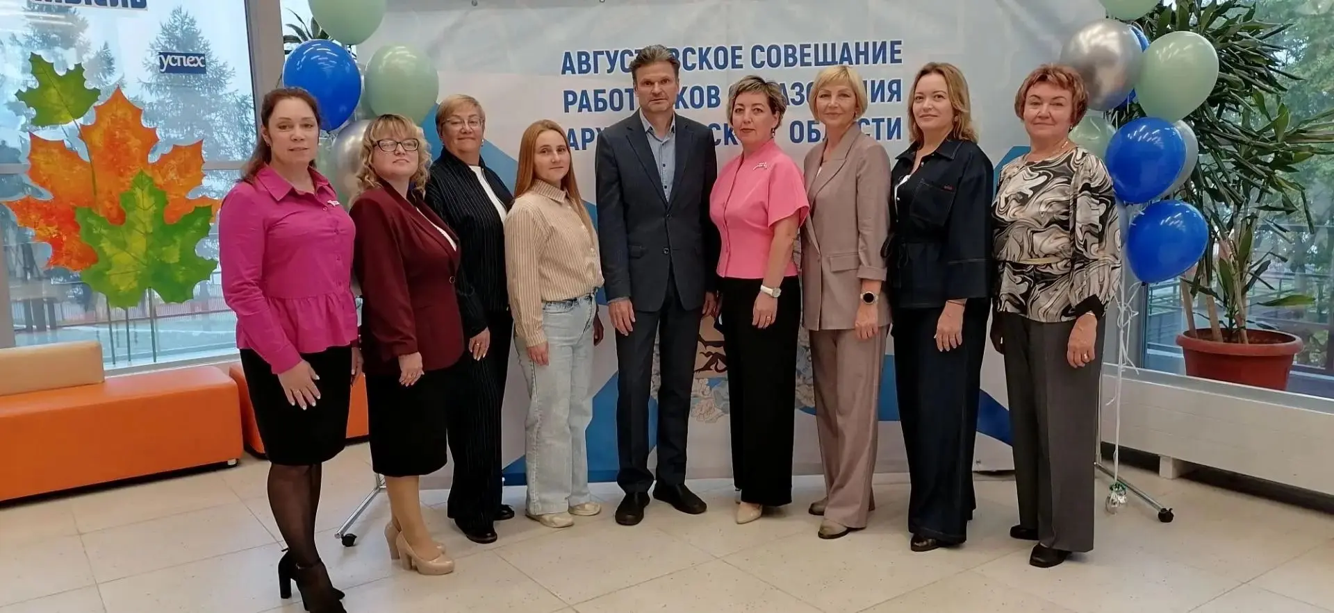 Делегация города Коряжмы под руководством начальника управления социального развития Ан...