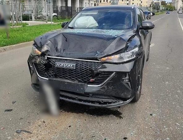 Очередной пример того, что необходимо выдерживать дистанцию: вчера на улице Скворцова в Костроме (пе