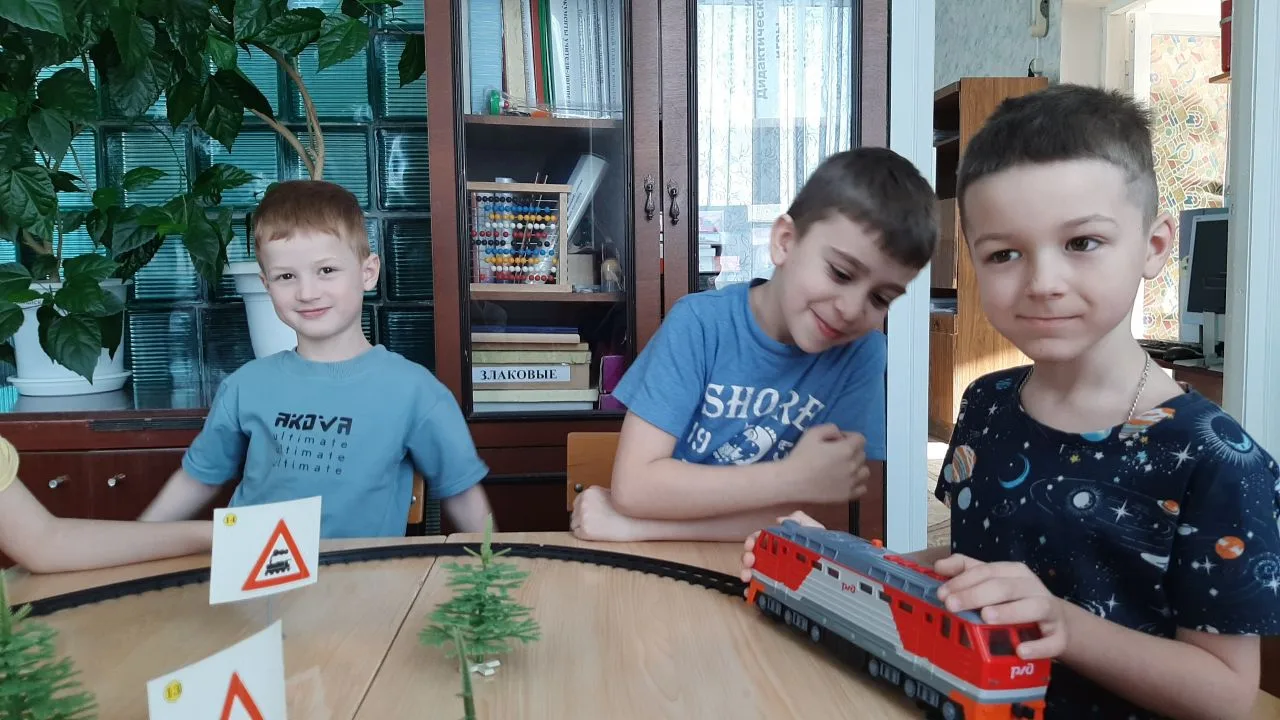🚦 АКЦИЯ «УСТУПИ ДОРОГУ ПОЕЗДАМ»! 🚂