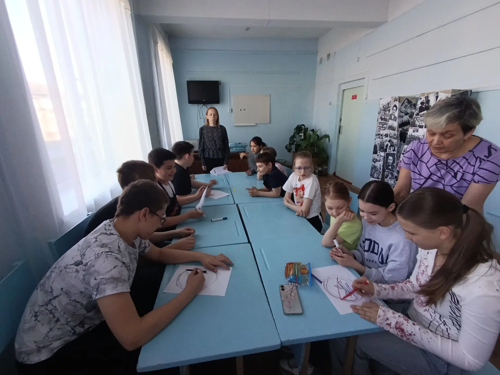 Чтобы не было беды, будь осторожен у воды