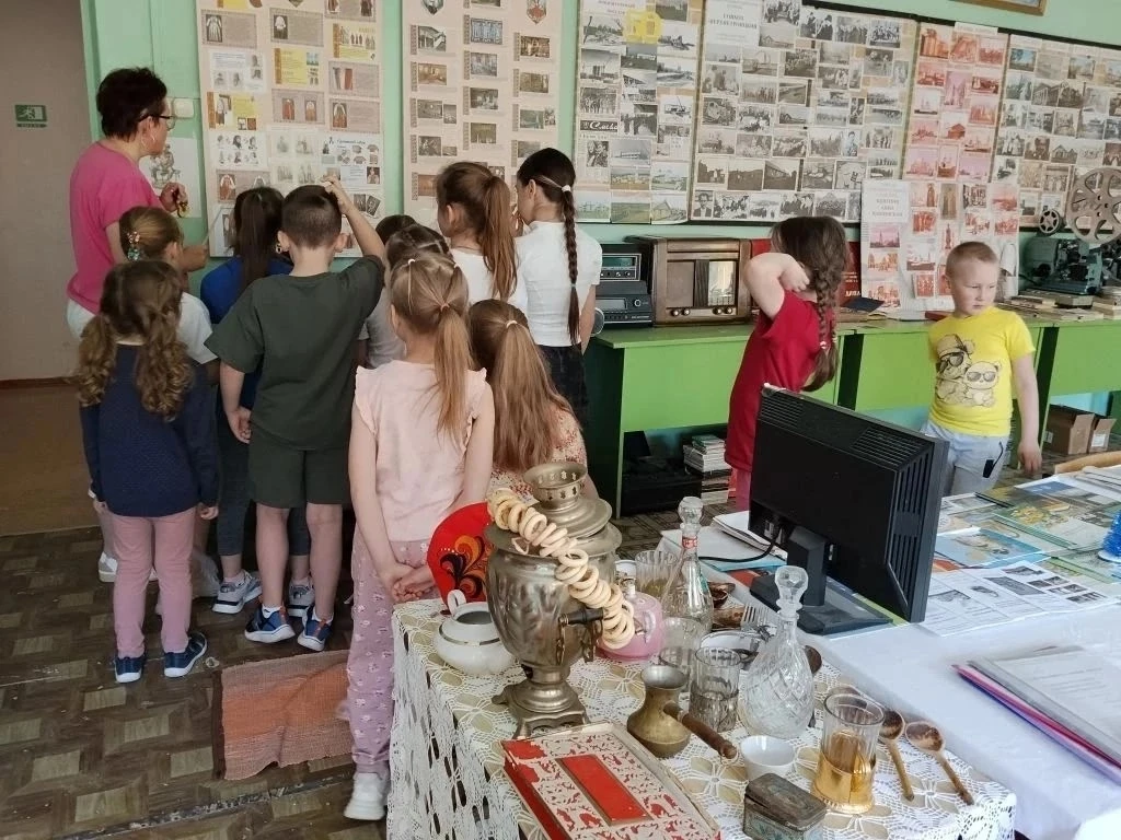 🏺В рамках программы летнего оздоровительного лагеря наши ребята посетили школьный музе...