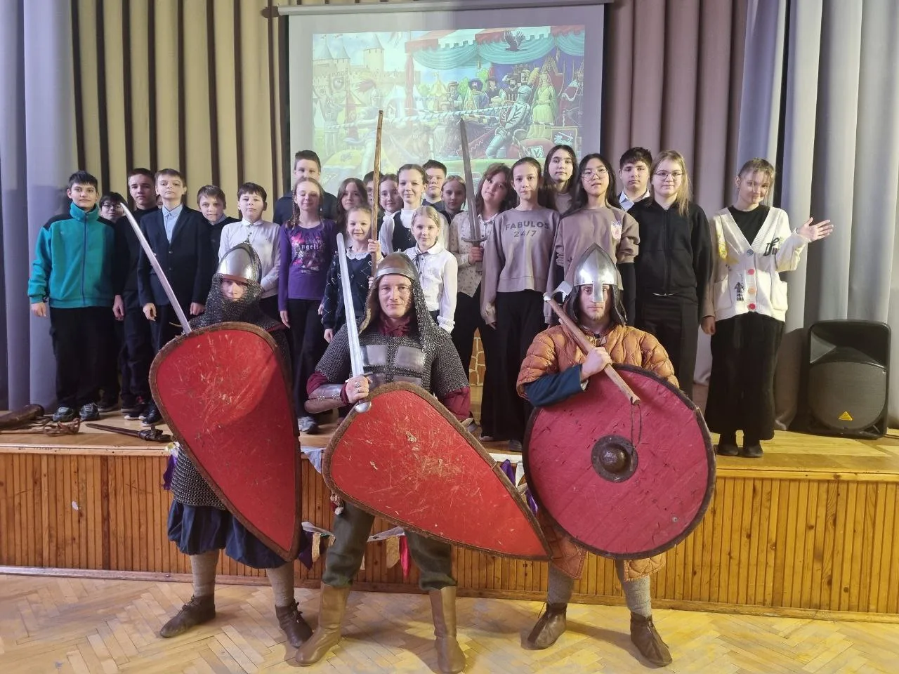 ⚔️  19 февраля в нашей школе прошёл настоящий Рыцарский турнир среди учащихся 6-х классов, приурочен