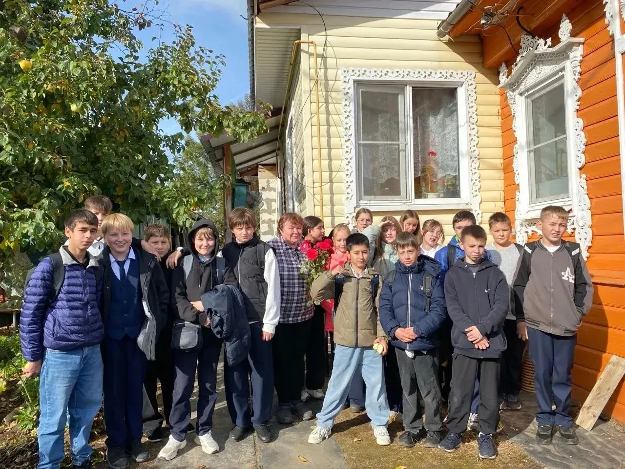 🍁 Традиция с большой историей: как мы поздравили наших ветеранов труда!