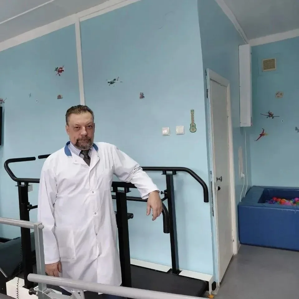 Михаил Свинарев: "Поддержка родителей — ключ к успешной адаптации в первые недели учебн...