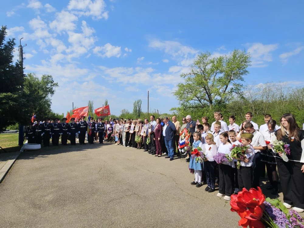 8 мая 2026 года в х. Красновка прошёл митинг "Помните! Пожалуйста! Помните!", посвящённ...