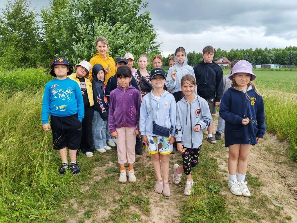 🌳День гармонии с природой🌤
Сегодняшний день в нашем пришкольном  лагере "Орлята России " был особе