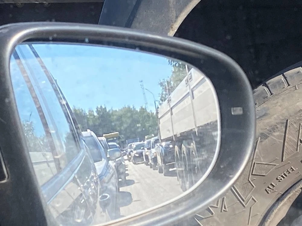 На проспекте Авиаторов в Ярославле заработала выделенная полоса  Выделенная полоса для общественного