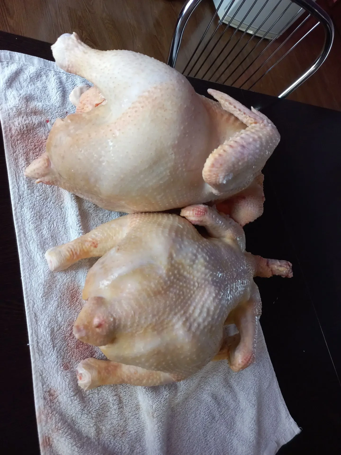 Продам домашнее мясо цыплят бройлера, можно на заказ охлажденных. Забой свежий, тушки 3...